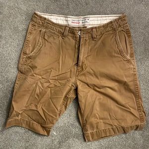 American eagle khaki shorts